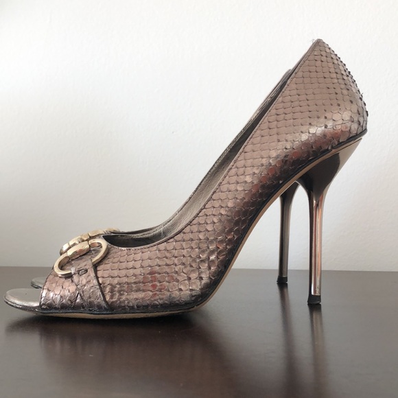 Gucci open toe horseshoe pumps, snake leather, bronze/silver size 8.5 high heel - Picture 2 of 14